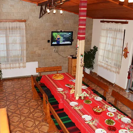 Casa de hóspedes Tania *